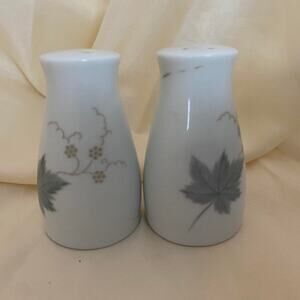 Noritake China white porcelain with gold trim loral pattern salt pepper shakers